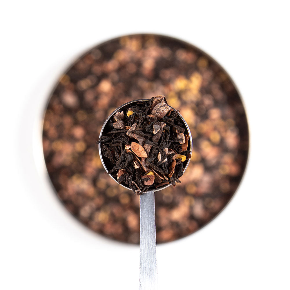 hazelnut praline tea loose leaf tea in spoon