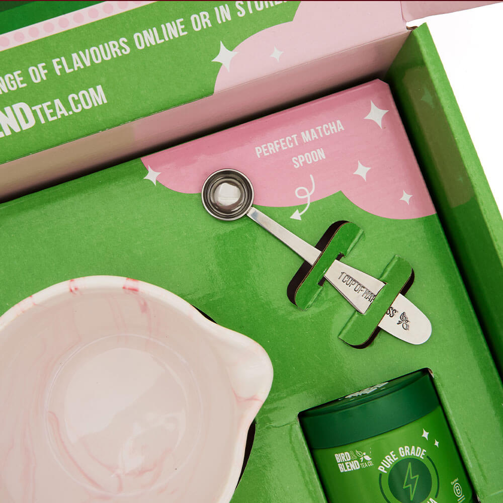 deluxe matcha gift set bowl with spoon and matcha tin