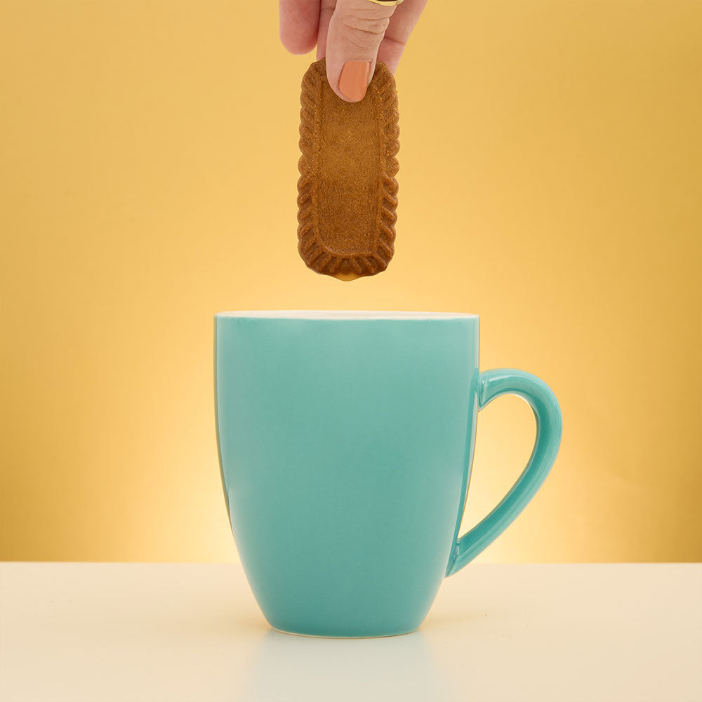 caramelised biscuit tea dunk
