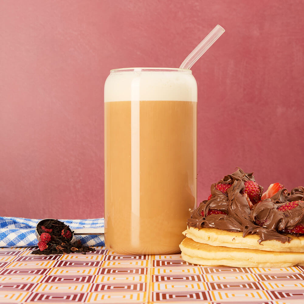 Strawberry and Nutella Iced Black Tea